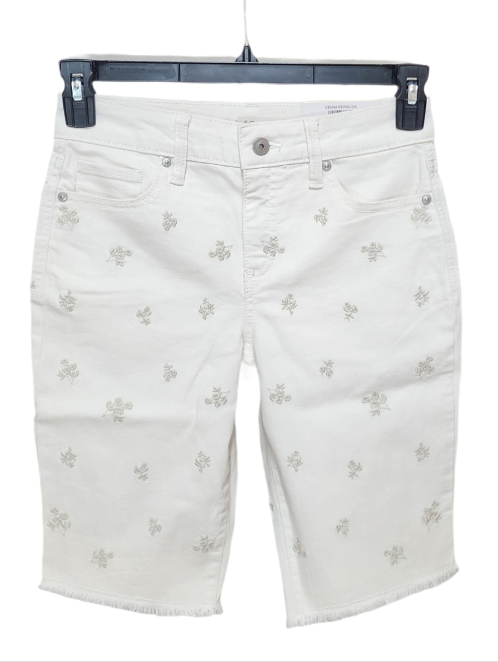 Style & Co Floral Embroidered Mid-rise Denim Bermuda Shorts Fray Hem Beige 2, 4P